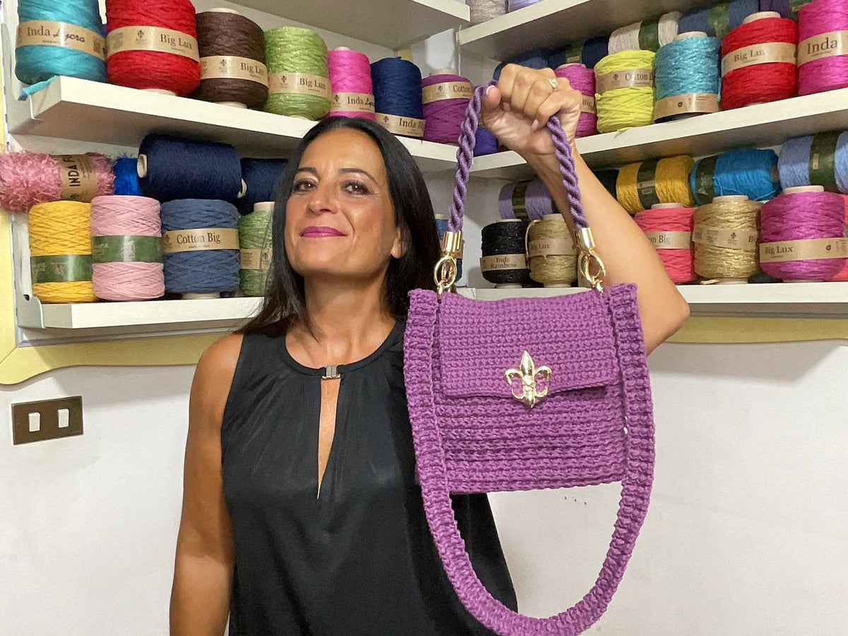 Kit uncinetto Borsa "Giglio" di Tiziana Volpe